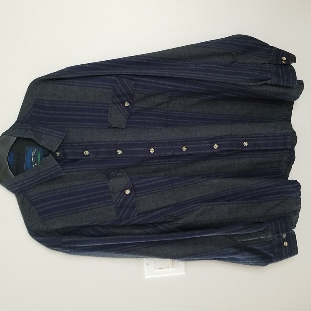 Backpacker Mens Button Down Sz XL Neck 17-17.5 Neck